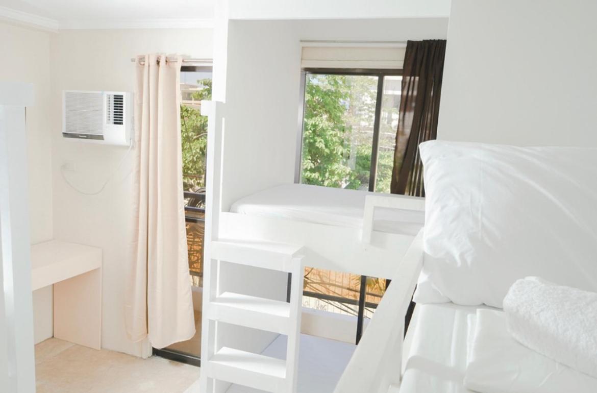 The A Hostel Balabag  Bagian luar foto